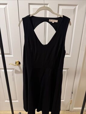 LOFT Black Sleeveless V-Back Dress